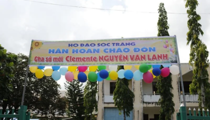 Họ Đạo Sóc Trăng Đón Cha Sở Mới